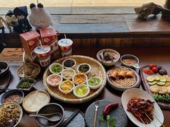 -包整·丝娃娃(一览甲秀楼风景店)