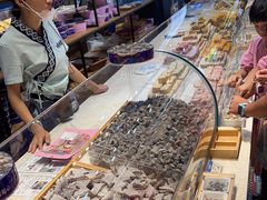 -捶糖帮桂林特产伴手礼(西街店)