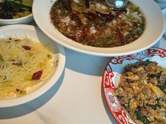 -江渔儿酸菜鱼(万科东荟城店)