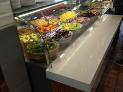 自助取餐区-老王四季抻面(南六东路店)