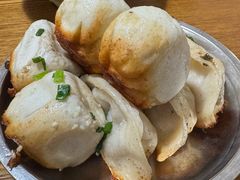 -黄阿姨锅贴大王(万航渡路店)