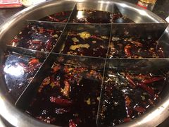 -邓莽子老火锅(中兴路总店)