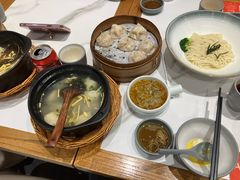 -馋三尺蟹粉小笼(人民广场店)