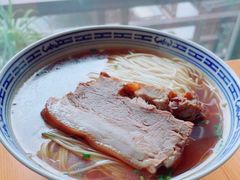 红汤底加白焖肉-同得兴 Since·1995 传统苏式面馆(十全街店)