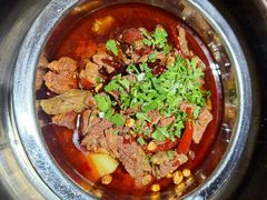 -大众跷脚牛肉馆·非遗传承单位(峨眉山店)