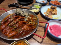 -明洞阿姨·韩式酱蟹烤肉·创意料理(三元桥店)