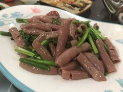 韭菜炒海肠-崴海渔村(虹梅路店)