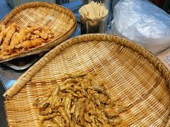 油炸小鱼-肖炮现炸酥肉(解放碑店)