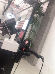 -Hair Co.一间沙龙