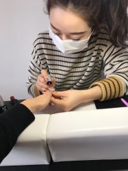 -赫本轻奢美颜中心