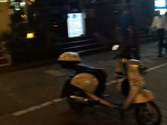 -8PINTS八品脱·日料·烧鸟·精酿小酒馆(莘庄店)
