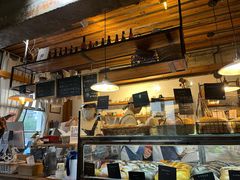 面包甜点陈列柜-仙峰天然面包(迎宾路店)