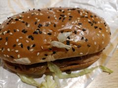 -麦当劳(国际社区店)