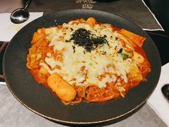 芝士拉面炒年糕-博欧姆新派韩国料理·炸鸡(艾尚店)