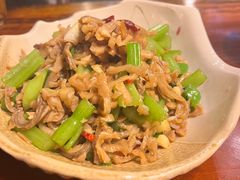 -苗湘食府(十年店)