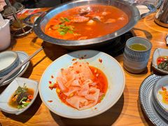 -老凯俚酸汤鱼(鸿通城店)