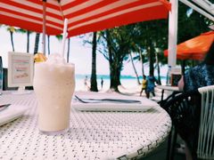 -Cha Cha's Beach Cafe