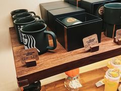 -星巴克(迪士尼小镇店)