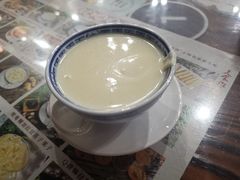 -周大娘牛乳(旧寨古村总店)