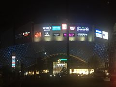 -杭州滨江宝龙城