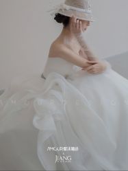 -AMOUR·爱沫婚纱礼服·小众设计品牌
