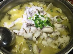 -严厨老坛酸菜鱼(吴江万宝店)