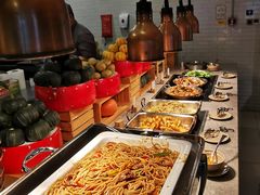 自助取餐区-广州希尔顿逸林酒店-OPEN開·全日制餐厅·海鲜·小火锅·自助餐(东风路店)