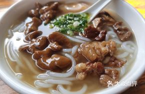 Stewed Intestine and Beef Noodle Soup