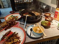 -许大亮淄博烧烤·自助鲜牛肉火锅(大江东宝龙店)