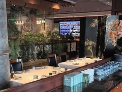 -八府香鸭·啫啫煲(华山路店)