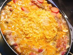 -炙韩料理·部队锅专门店