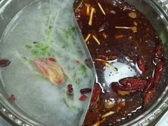 -滇釜火锅·能喝汤的火锅(车公庄店)