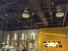 -HUZI虎滋精酿餐吧(京西大悦城店)