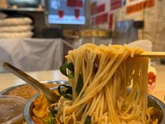-柳州肥姨妈大骨螺蛳粉(东靖路店)