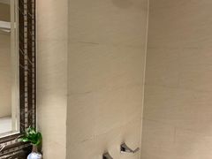 干湿不分离 淋浴跨浴缸-马勒别墅饭店(静安寺店)