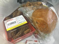 自制豆沙包-百年义利(北兴路店)