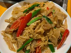 -九道菜有鸡鱼头(石鼓路店)