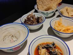 -九鼎轩脆毛肚火锅(南京东路店)