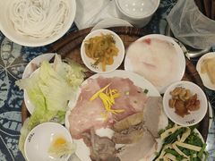 -桥香园云南过桥米线(金马碧鸡店)