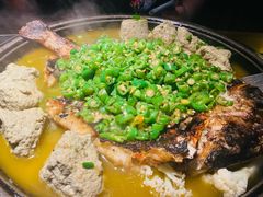 翡翠青椒烤黔鱼-烤匠麻辣烤鱼(环球中心店)