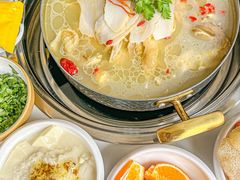 -凤膳轩·天麻土鸡汤滋补火锅(大明宫西店)