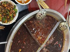 -储奇门鳝鱼火锅(总店)