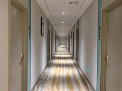 -白玉兰酒店(上海田子坊马当路地铁站店)