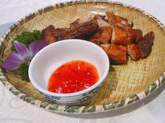 当红脆皮鸡-雅和生态渔庄·宜城锅巴饭(龙灵山公园店)