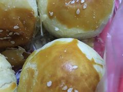 豆沙蛋黄酥-闻酥园(大慈寺店)