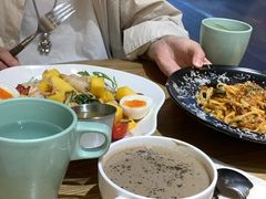 -HELLO 27 意面·沙拉·帕尼尼