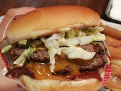 -FATBURGER 特富客汉堡(外交公寓店)