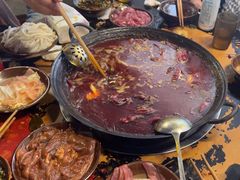 -黄潇洒老火锅(九眼桥宏济巷店)