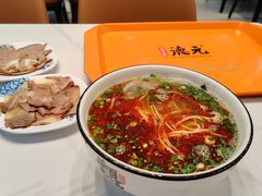 -德元兰州纯汤牛肉面(深圳首店)
