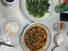 -饭橘汉江码头·乡野土菜馆(静安路店)